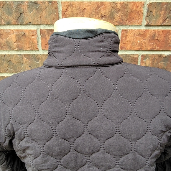 Brooks Shelter Technology Women's Black Hybrid Quilted Full Zip Jacket Large - Picture 9 of 14